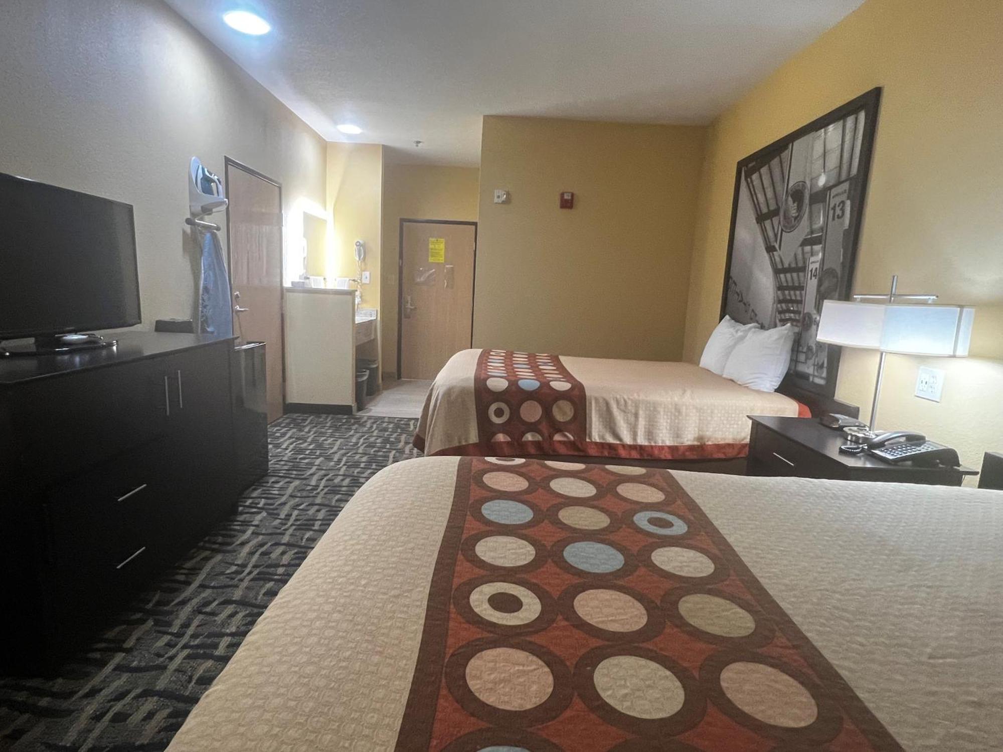 Super 8 By Wyndham Pasadena Hotel Ngoại thất bức ảnh